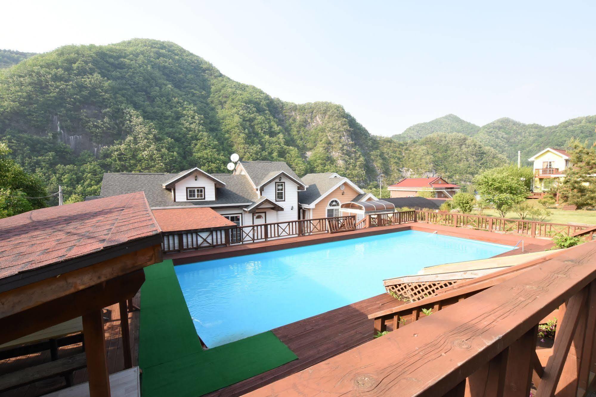 Ecopia Pension Pyeongchang Ngoại thất bức ảnh